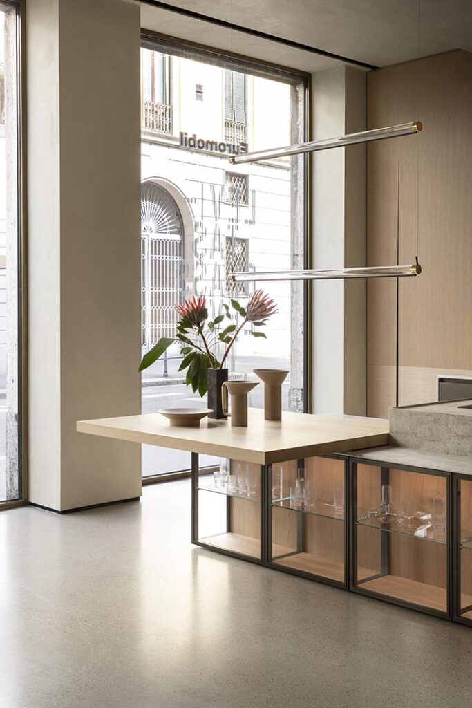Euromobil-Levitas-Glass